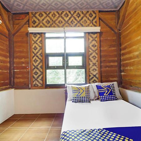 Oyo Homes 90956 Desa Wisata Guranteng Pendjalu ภายนอก รูปภาพ