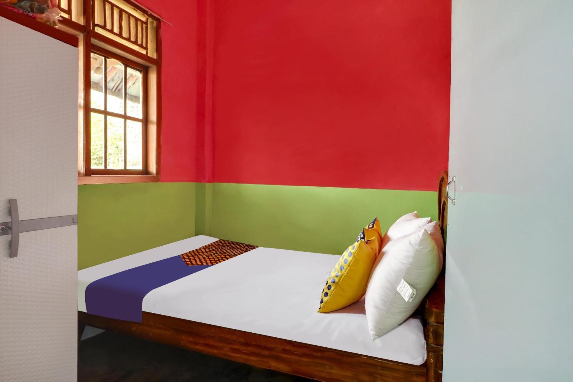 Oyo Homes 90956 Desa Wisata Guranteng Pendjalu ภายนอก รูปภาพ