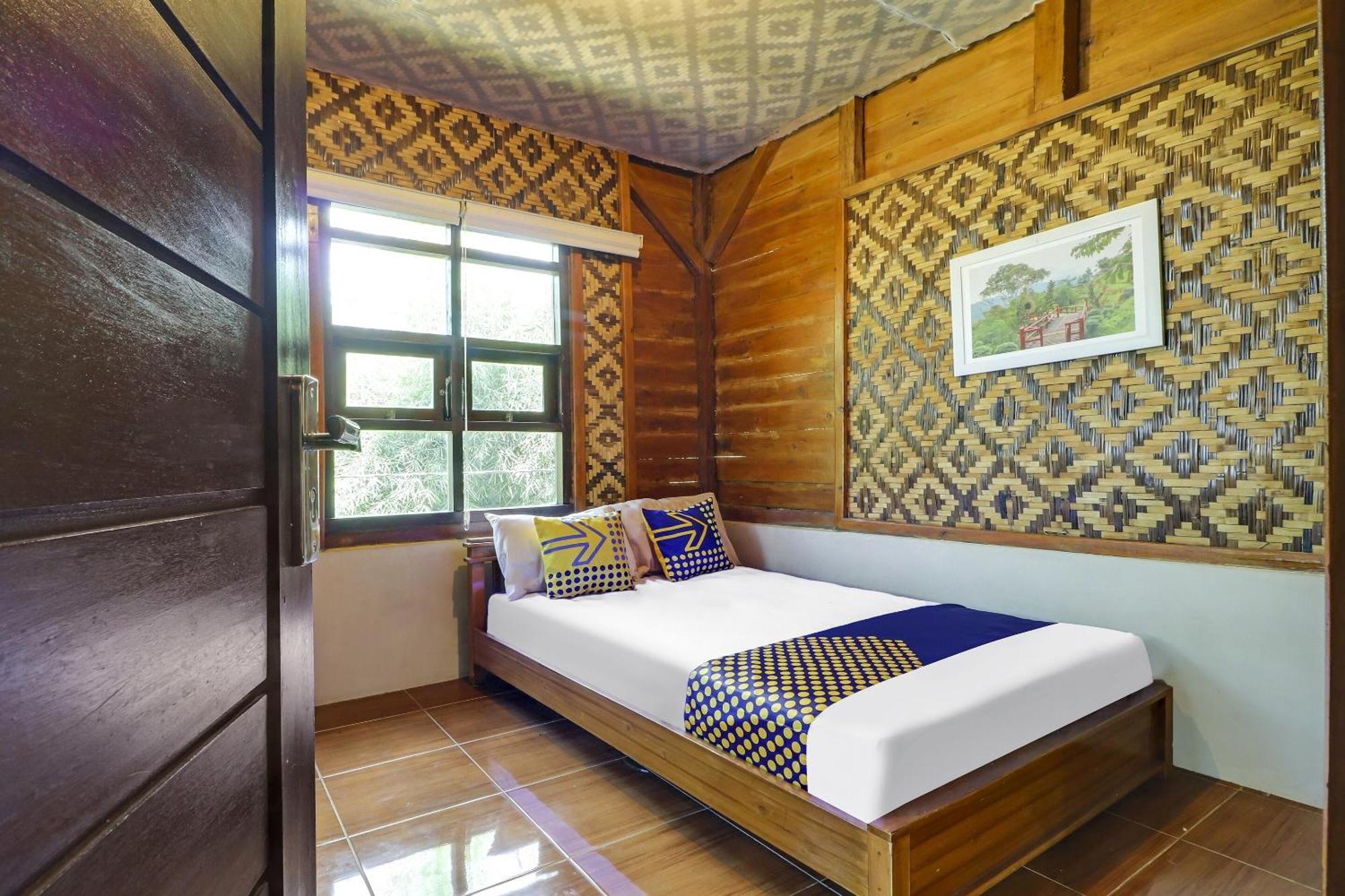 Oyo Homes 90956 Desa Wisata Guranteng Pendjalu ภายนอก รูปภาพ