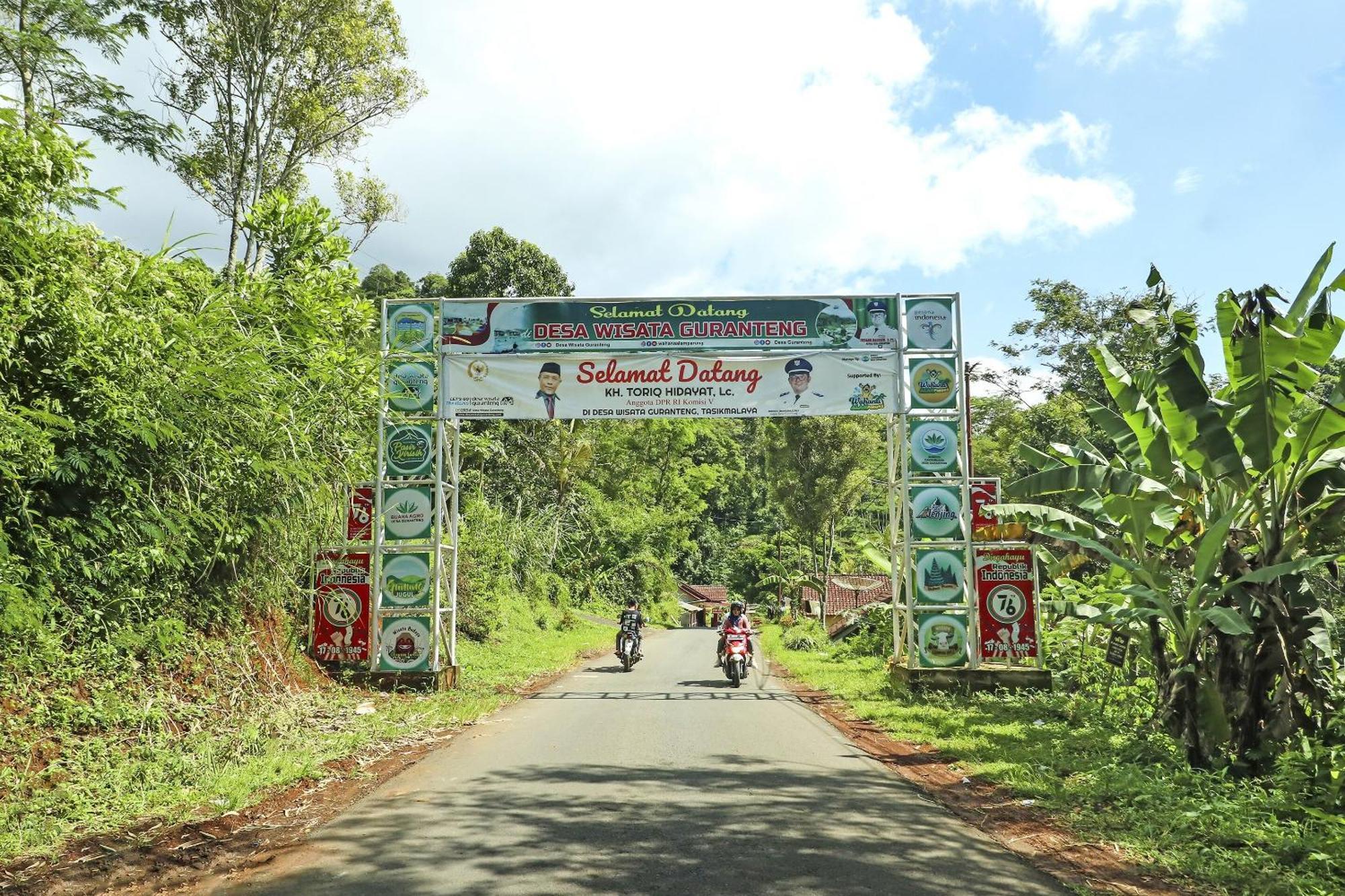 Oyo Homes 90956 Desa Wisata Guranteng Pendjalu ภายนอก รูปภาพ