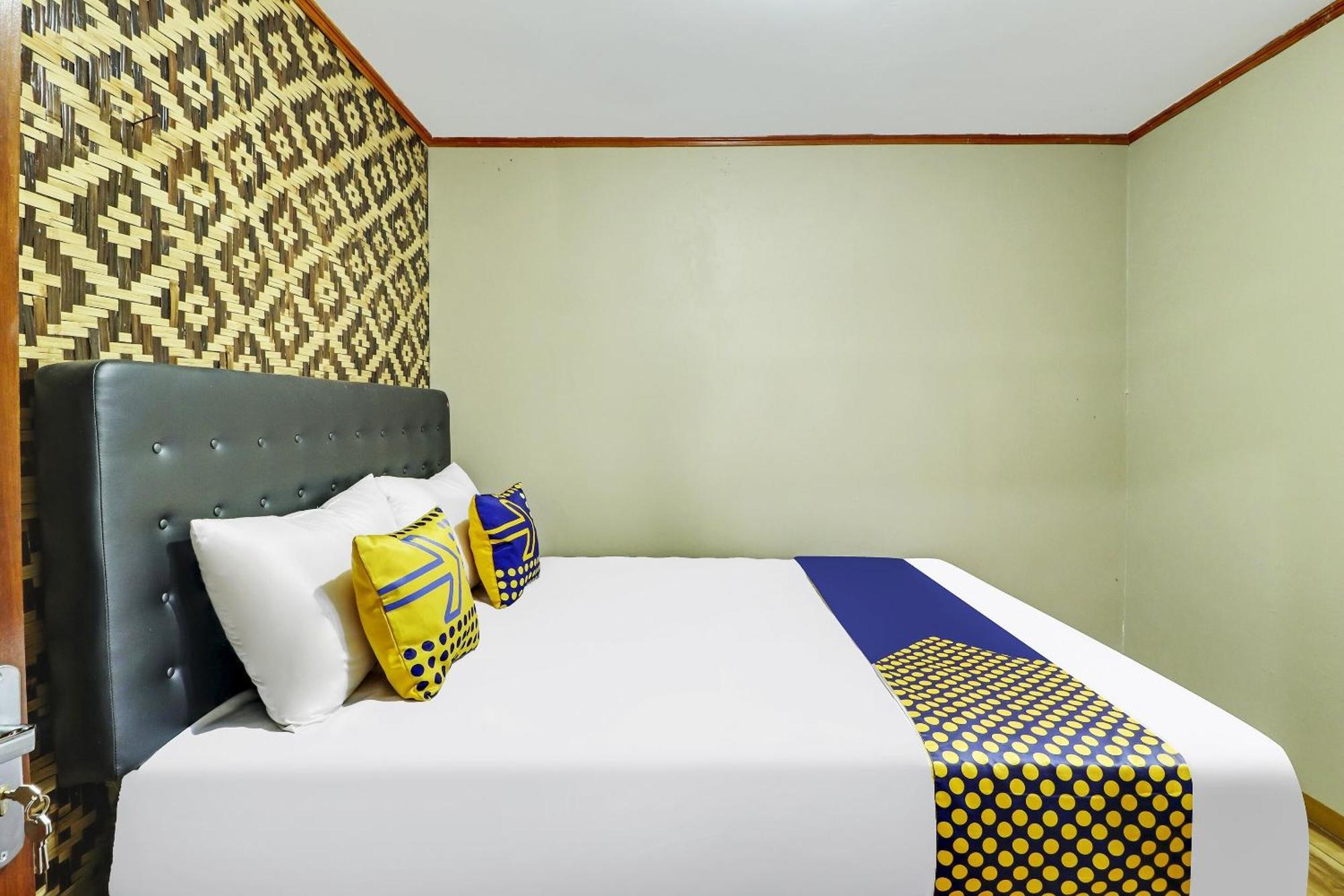 Oyo Homes 90956 Desa Wisata Guranteng Pendjalu ภายนอก รูปภาพ